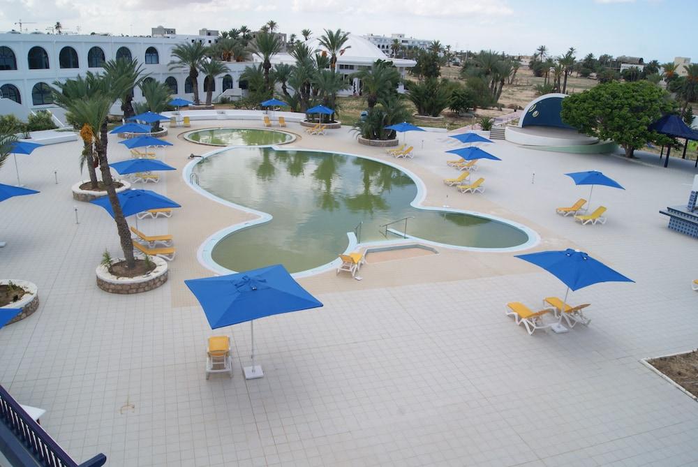 Le Grand Hotels Des Thermes Mezraia Екстер'єр фото